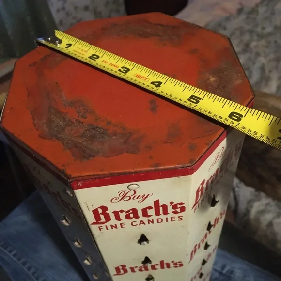 Brach’s display lazy susan - Picture 2 of 2